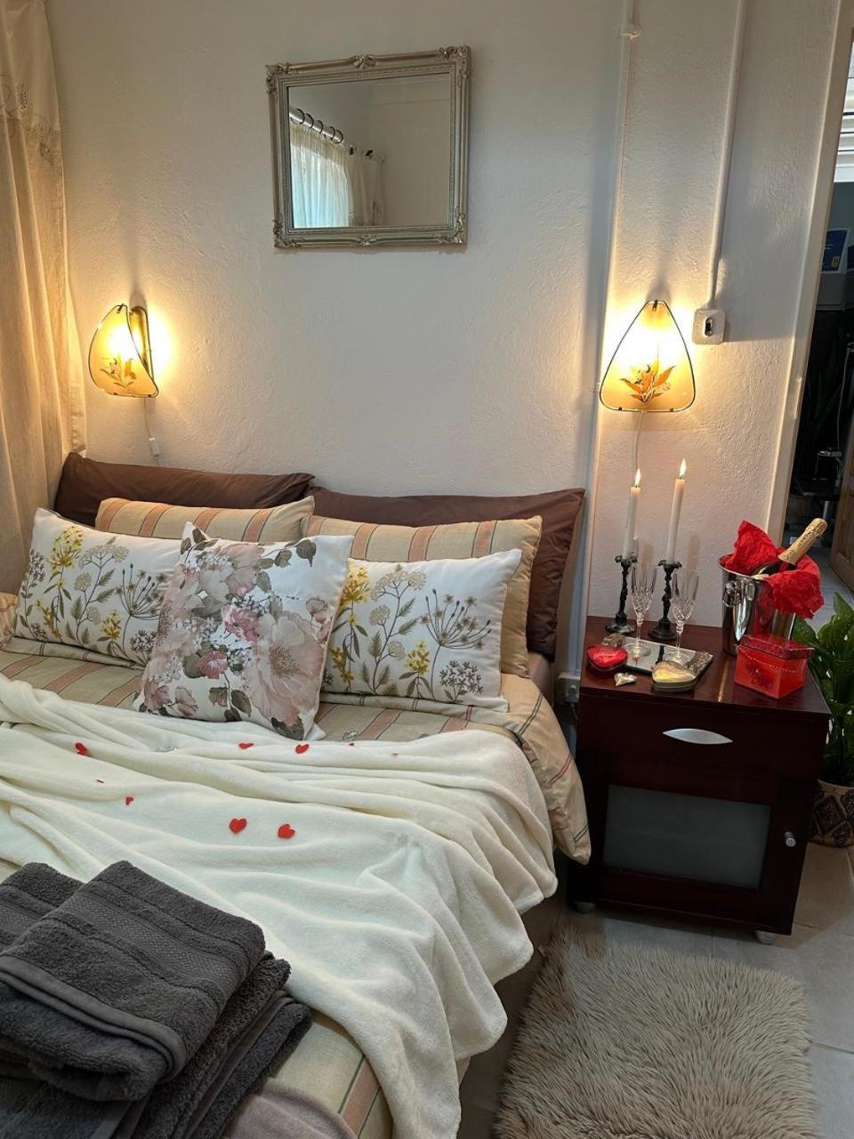 Bagley Terrace 136 Cottage 约翰内斯堡 外观 照片