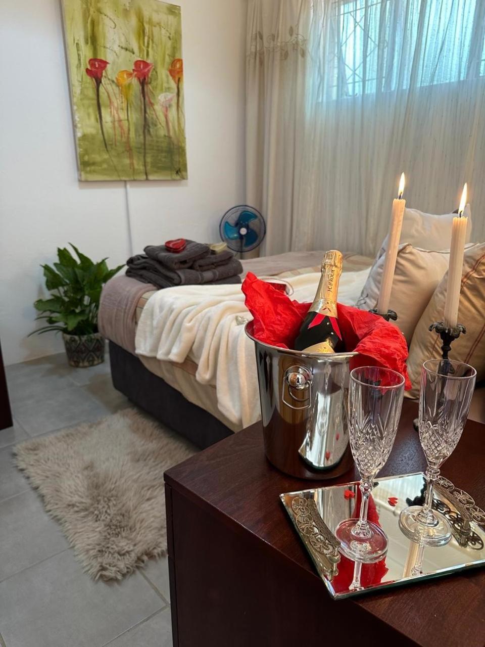 Bagley Terrace 136 Cottage 约翰内斯堡 外观 照片